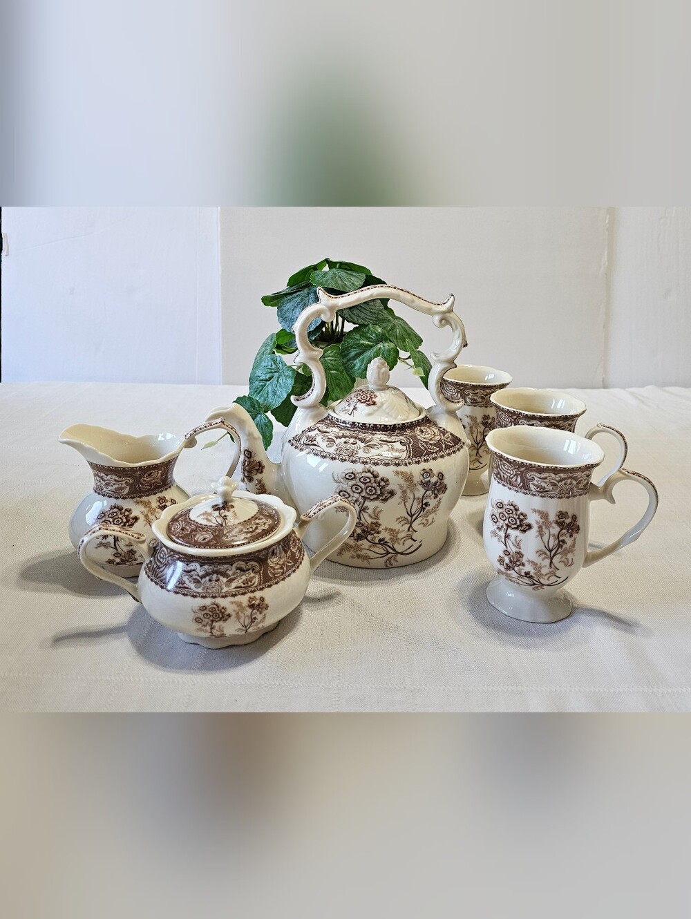 Skye McGhie Brown Botanical Porcelain Tea Set Teapot Creamer Sugar 3 Mugs